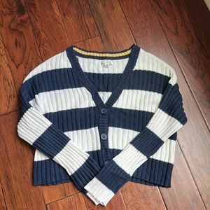 American Eagle stripped long sleeve/sweater